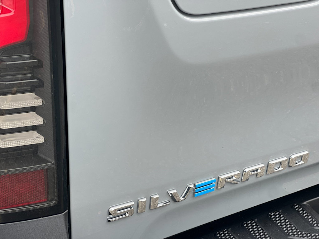 Thumbnail: 2026 Chevrolet Silverado EV - 7
