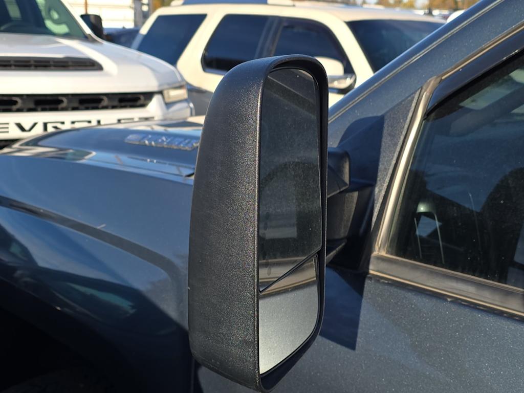 Thumbnail: 2015 Chevrolet Silverado 2500 - 10