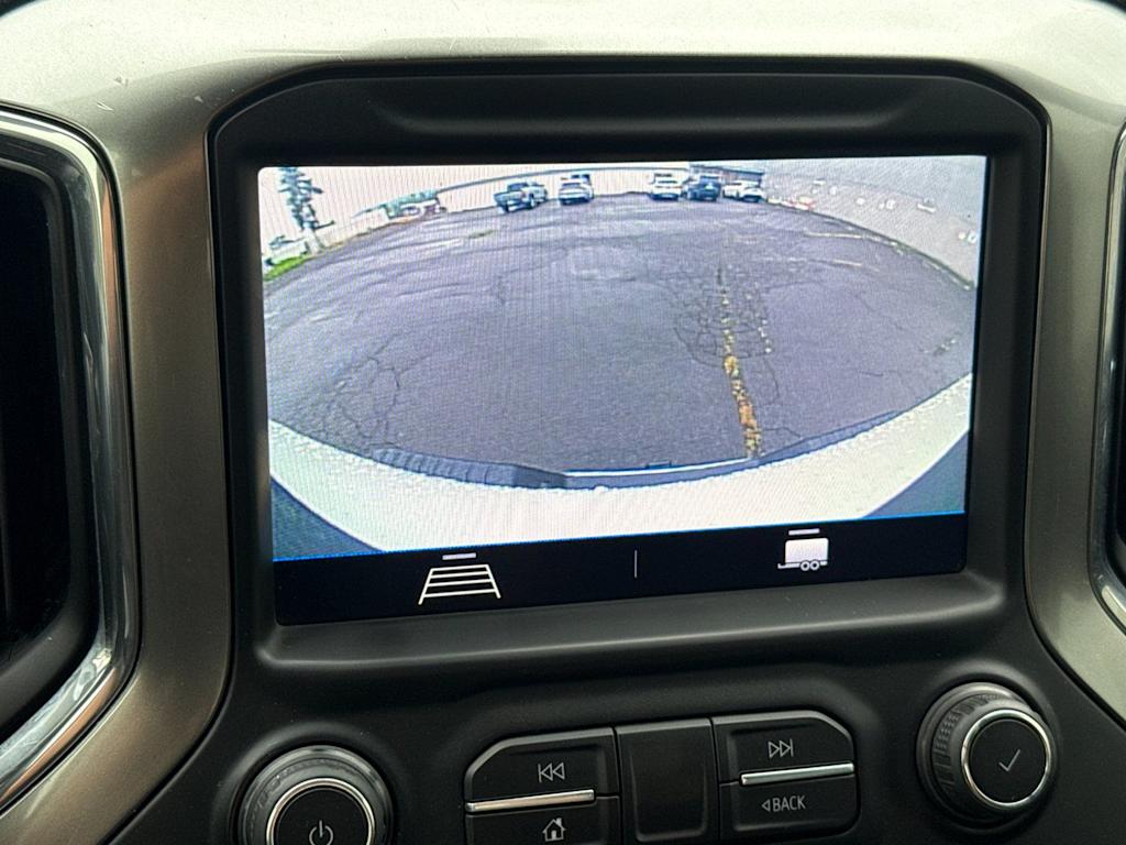 Thumbnail: 2021 Chevrolet Silverado 2500 - 22