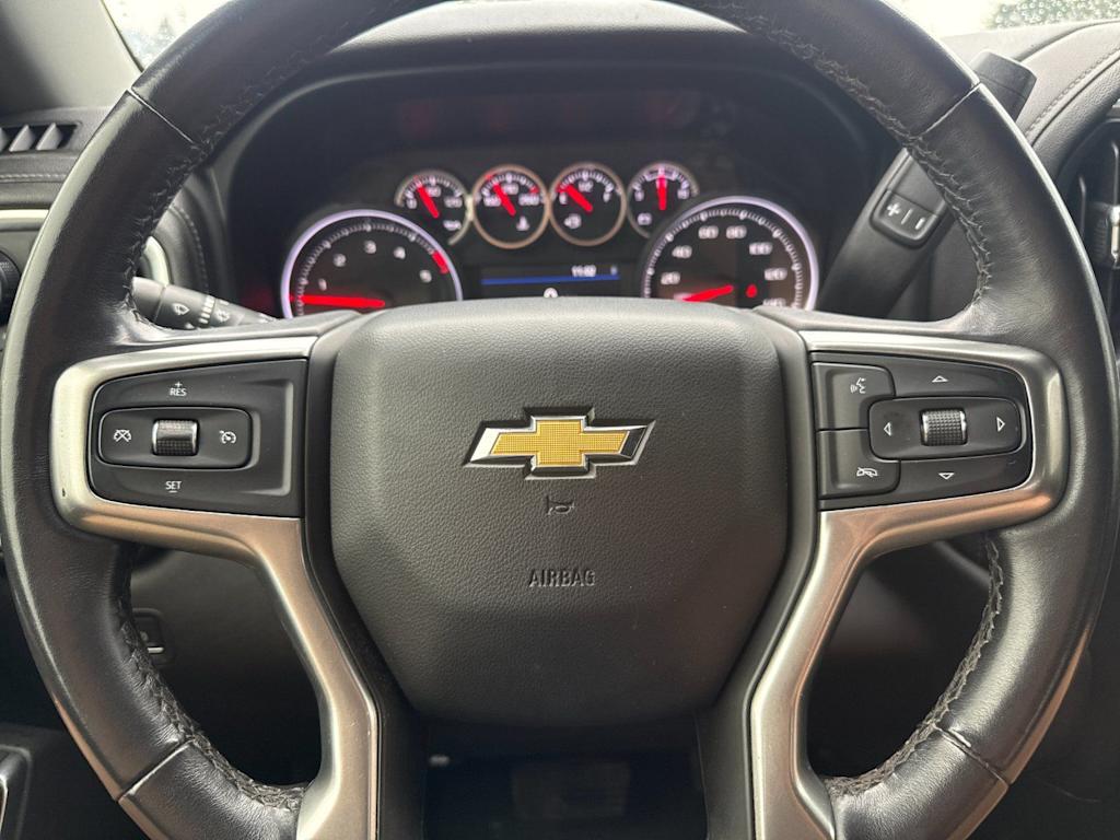 Thumbnail: 2021 Chevrolet Silverado 2500 - 25