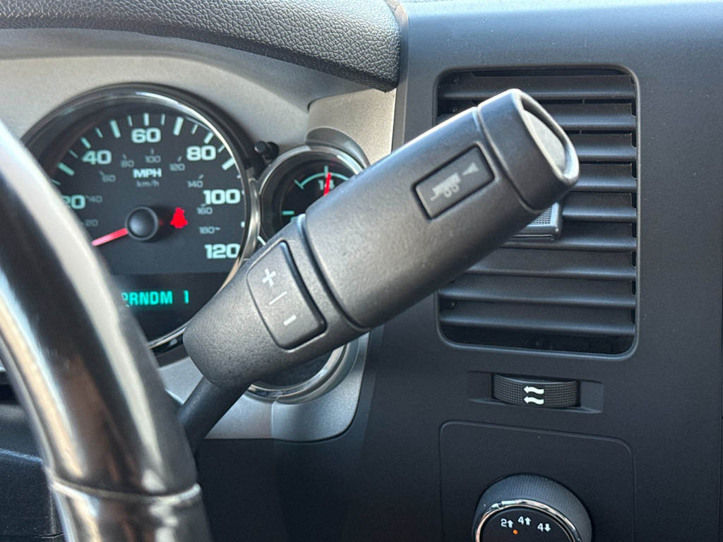 Thumbnail: 2013 Chevrolet Silverado 2500 - 24