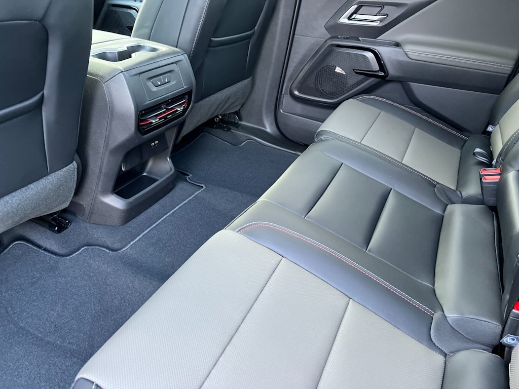 Thumbnail: 2026 Chevrolet Silverado EV - 9