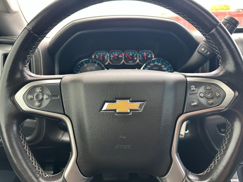 Thumbnail: 2015 Chevrolet Silverado 3500 - 26