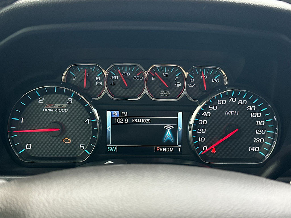 Thumbnail: 2015 Chevrolet Silverado 3500 - 16