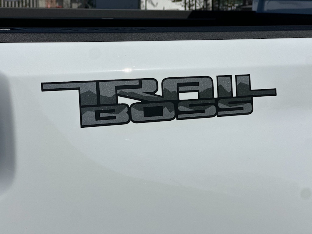 Thumbnail: 2026 Chevrolet Silverado 2500 - 6