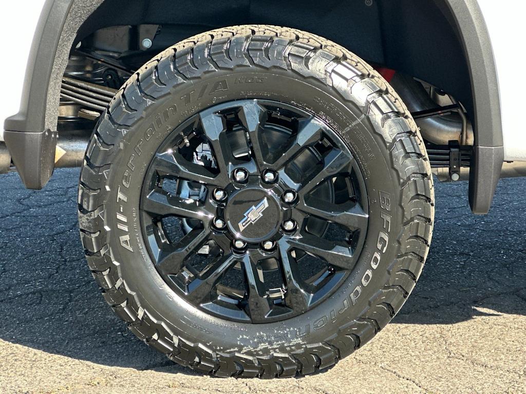 Thumbnail: 2026 Chevrolet Silverado 2500 - 7
