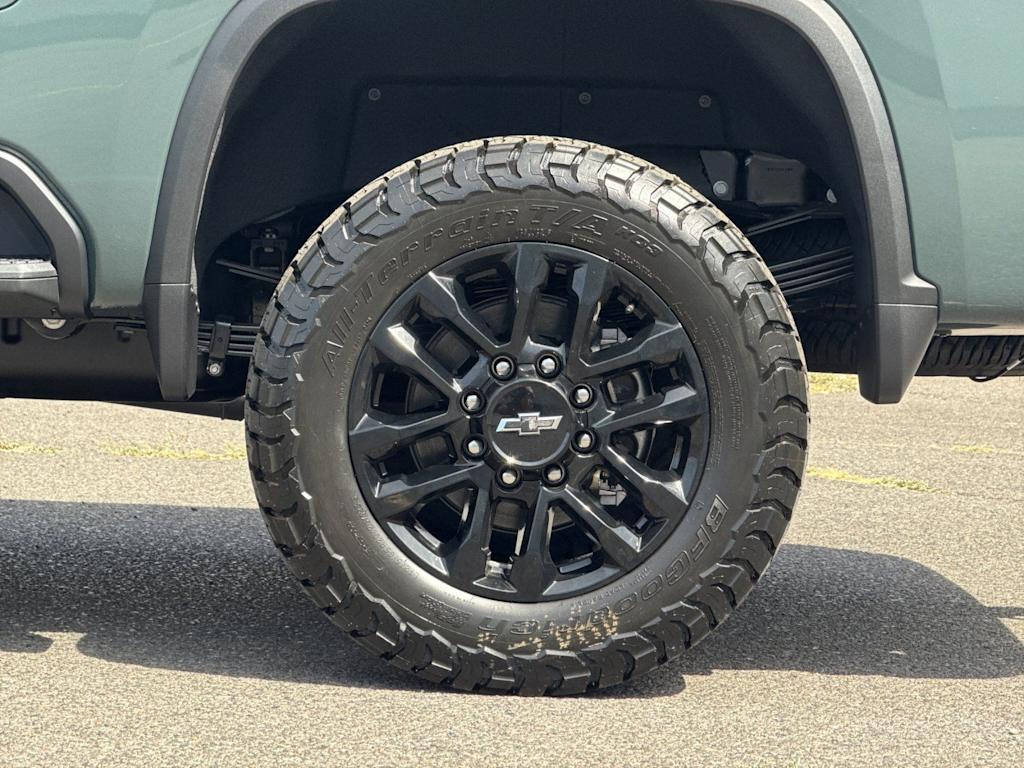 Thumbnail: 2026 Chevrolet Silverado 2500 - 8