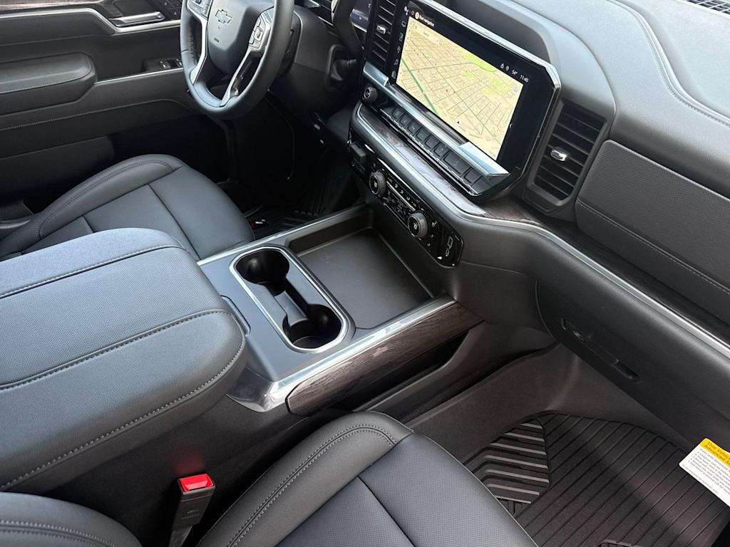 Thumbnail: 2026 Chevrolet Silverado 2500 - 12