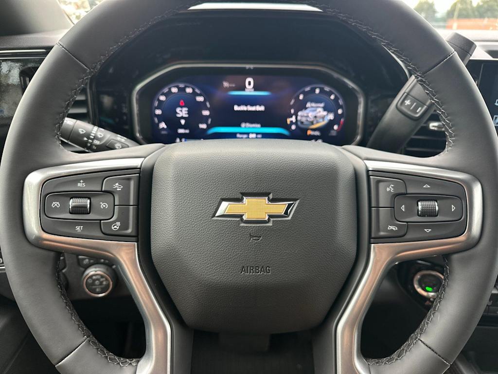 Thumbnail: 2026 Chevrolet Silverado 3500 - 26