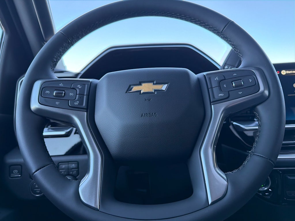 Thumbnail: 2026 Chevrolet Silverado 3500 - 12
