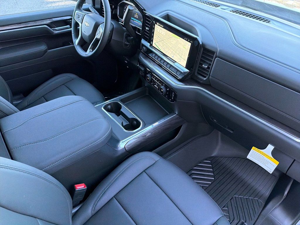 Thumbnail: 2026 Chevrolet Silverado 3500 - 11