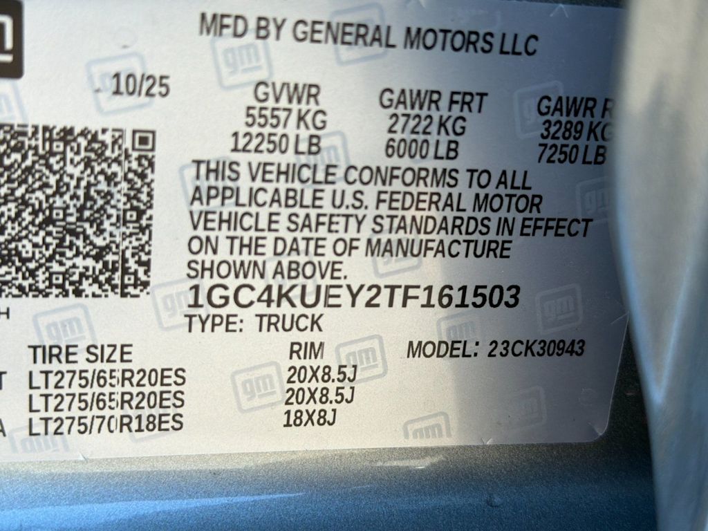 Thumbnail: 2026 Chevrolet Silverado 3500 - 16
