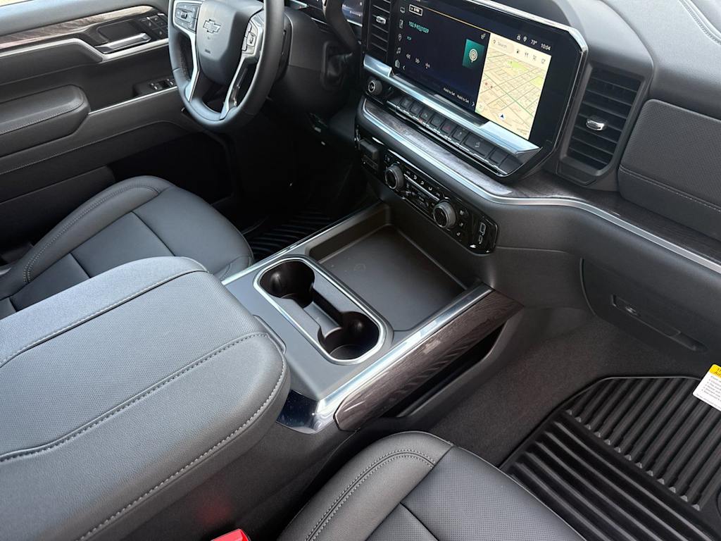 Thumbnail: 2026 Chevrolet Silverado 3500 - 10