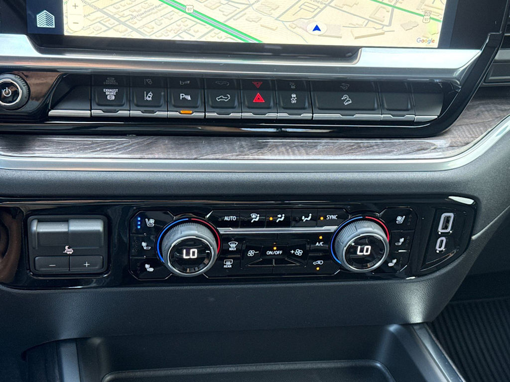 Thumbnail: 2026 Chevrolet Silverado 3500 - 24