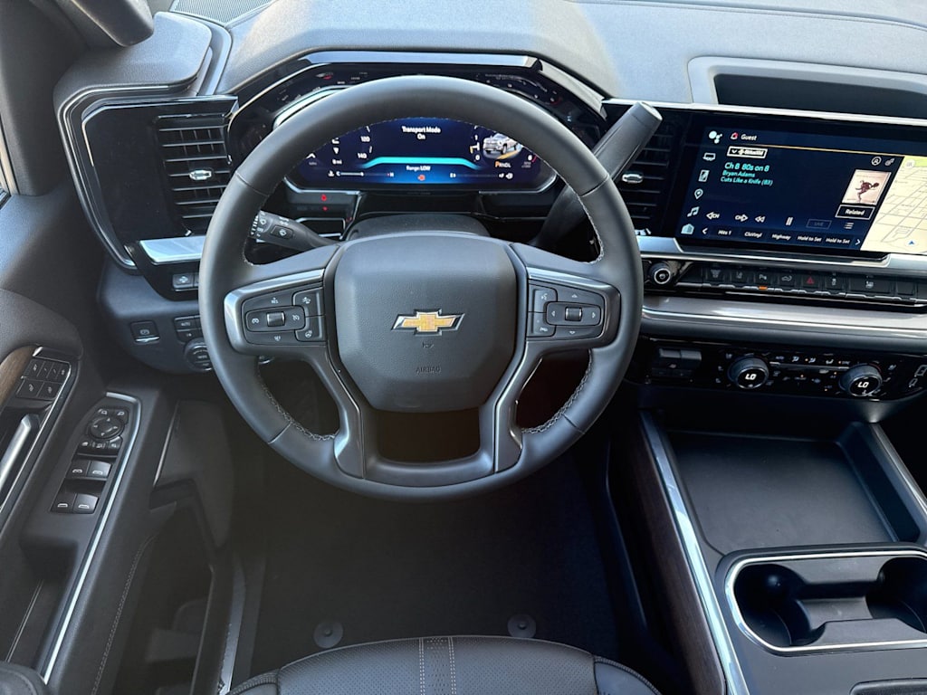 Thumbnail: 2026 Chevrolet Silverado 3500 - 9