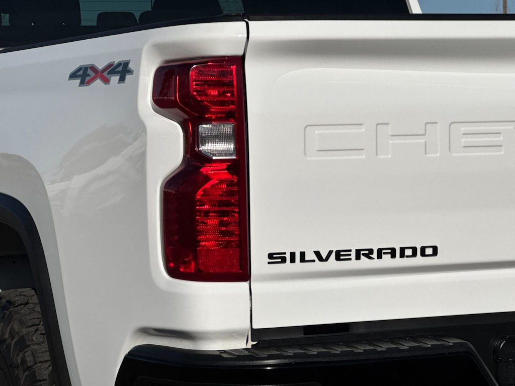 Thumbnail: 2022 Chevrolet Silverado 2500 - 26
