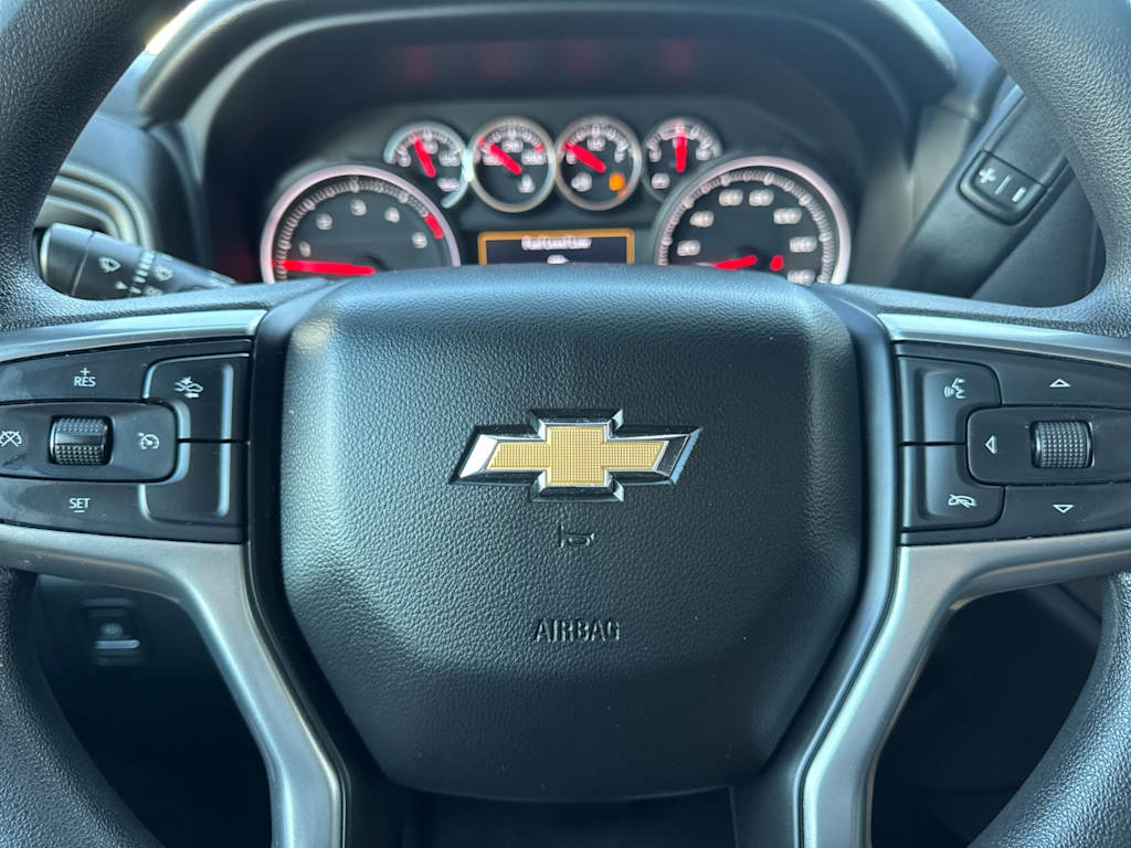 Thumbnail: 2022 Chevrolet Silverado 2500 - 24