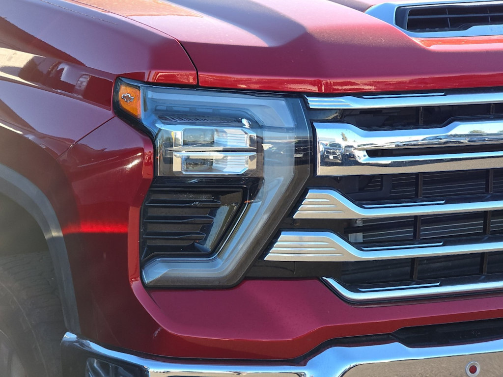 Thumbnail: 2024 Chevrolet Silverado 3500 - 4