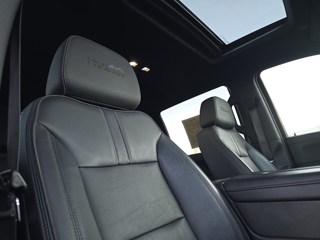 Thumbnail: 2021 Chevrolet Silverado 3500 - 10