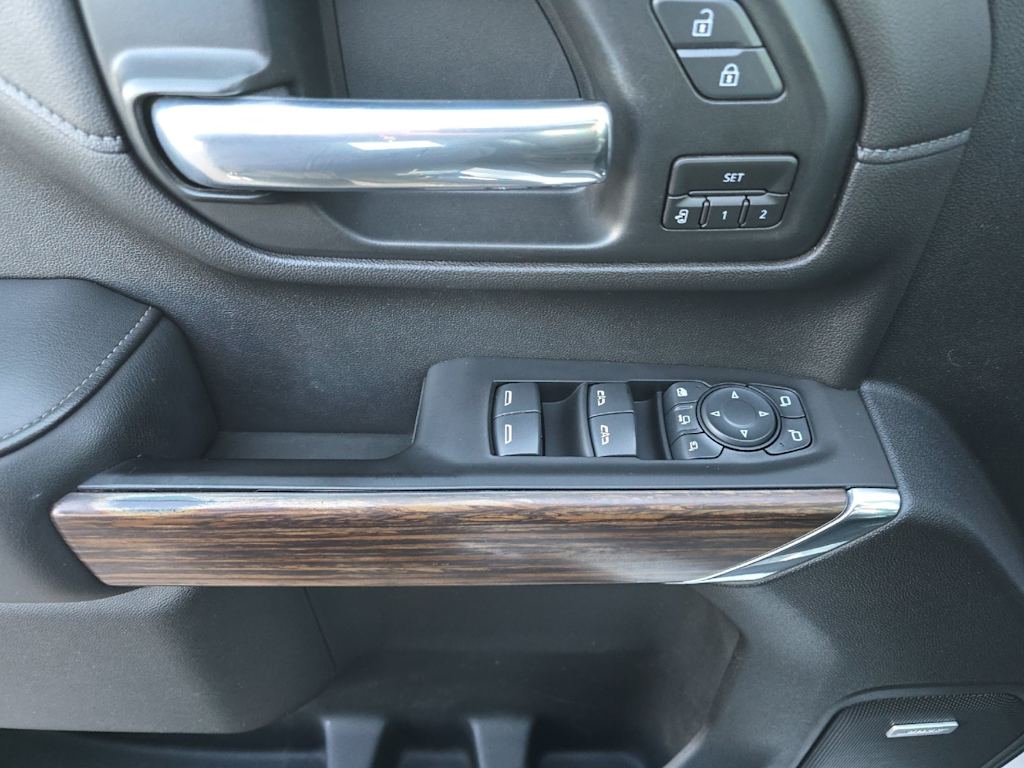 Thumbnail: 2021 Chevrolet Silverado 3500 - 19