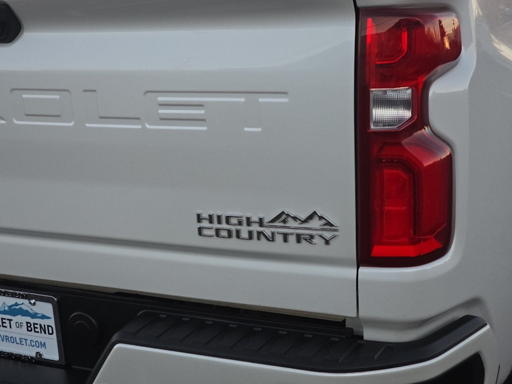 Thumbnail: 2021 Chevrolet Silverado 3500 - 27