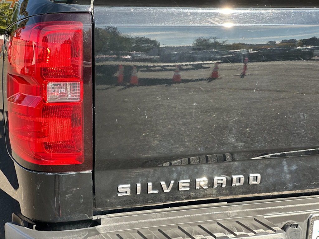 Thumbnail: 2016 Chevrolet Silverado 3500 - 25