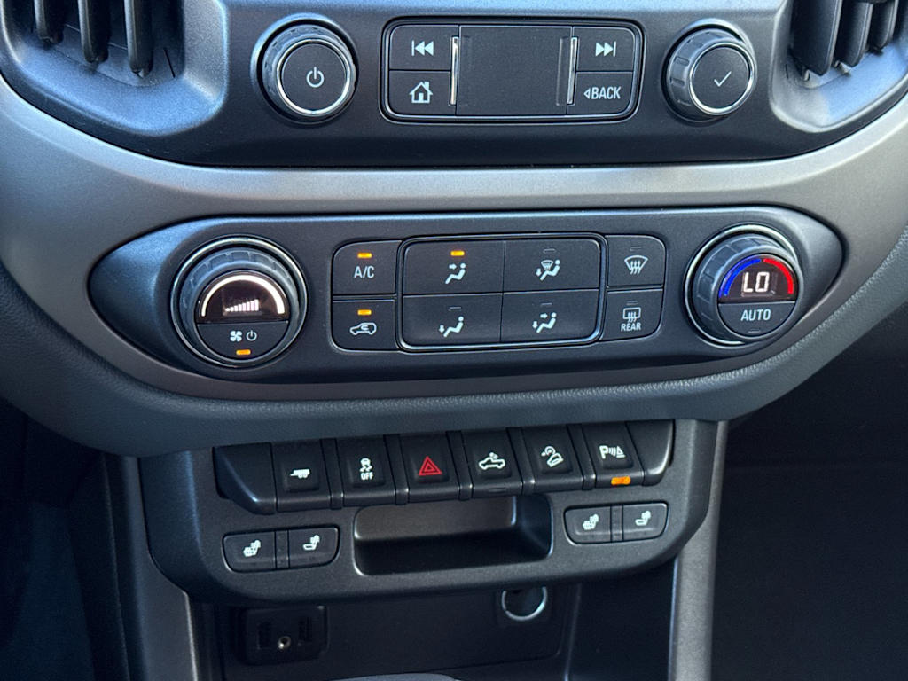 Thumbnail: 2019 Chevrolet Colorado - 24