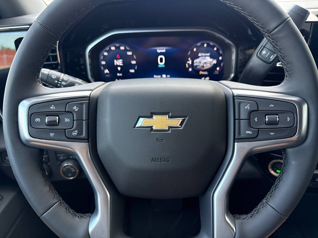 Thumbnail: 2026 Chevrolet Silverado 1500 - 27