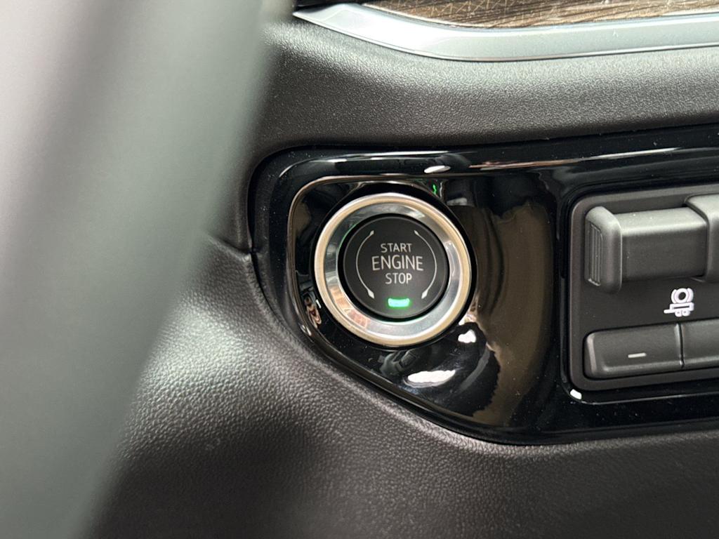 Thumbnail: 2026 Chevrolet Silverado 1500 - 25