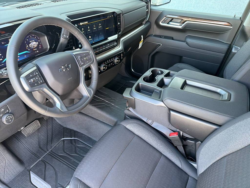 Thumbnail: 2026 Chevrolet Silverado 1500 - 9
