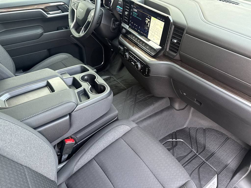 Thumbnail: 2026 Chevrolet Silverado 1500 - 11