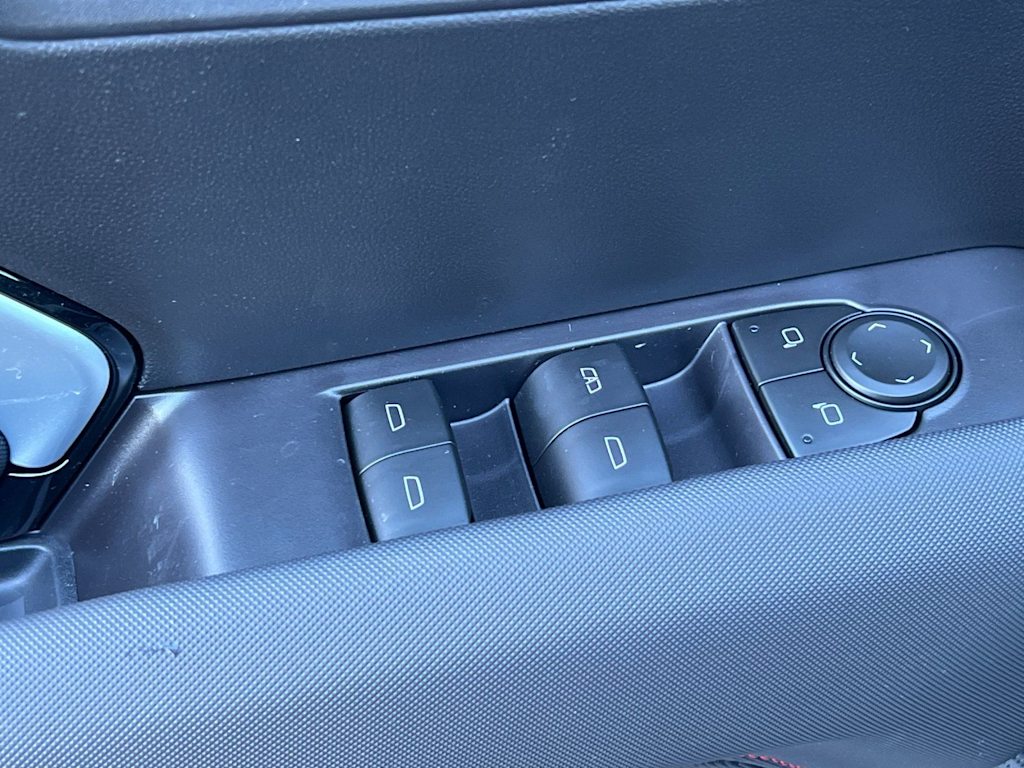 Thumbnail: 2026 Chevrolet Colorado - 21