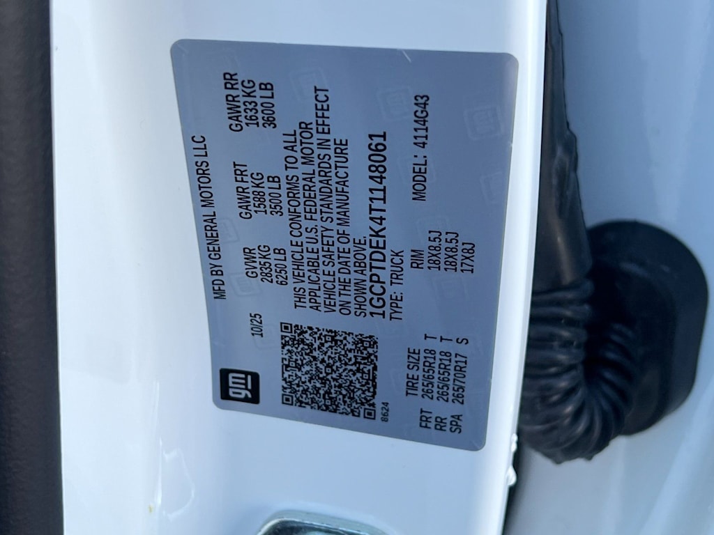 Thumbnail: 2026 Chevrolet Colorado - 16