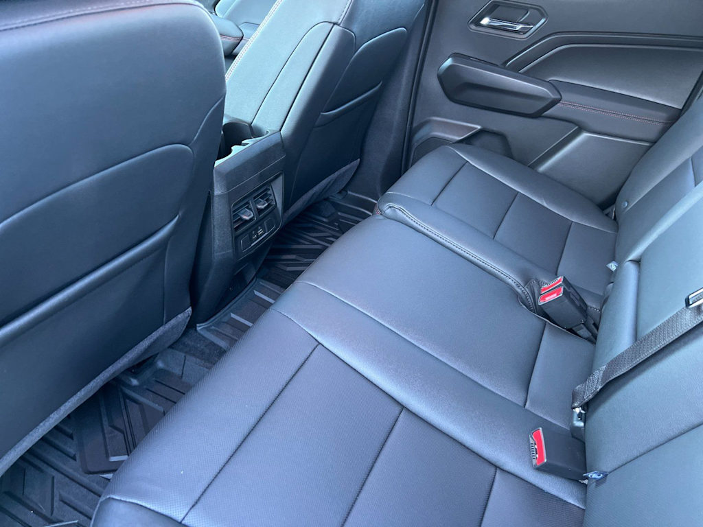 Thumbnail: 2026 Chevrolet Colorado - 11