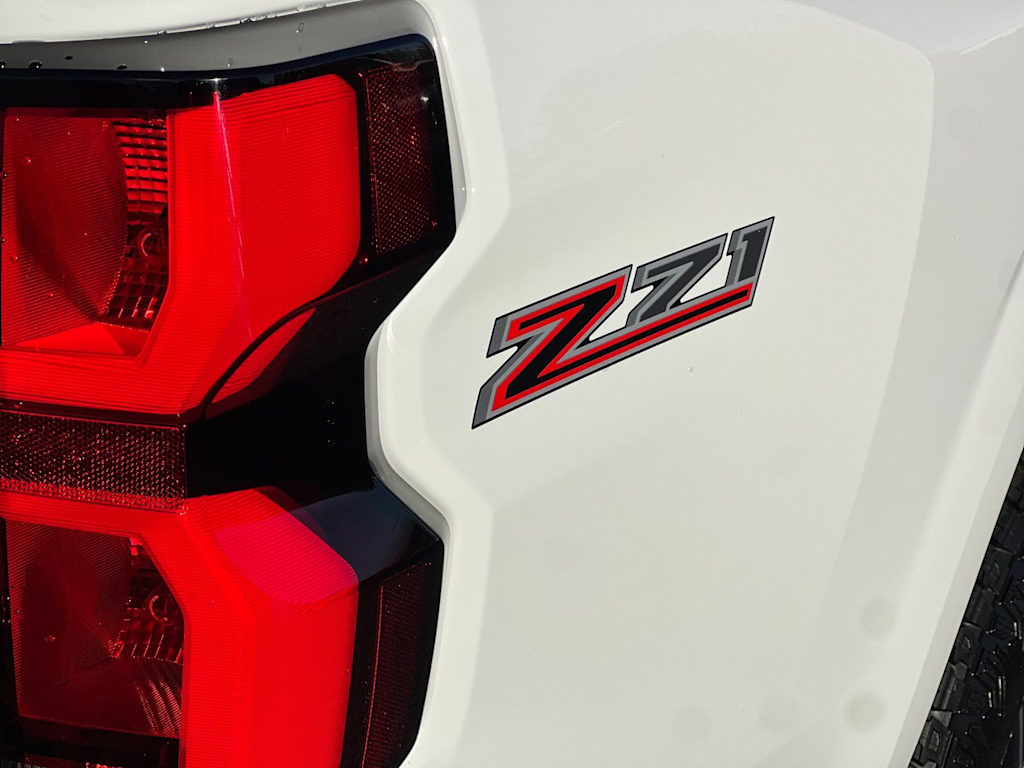 Thumbnail: 2026 Chevrolet Colorado - 7