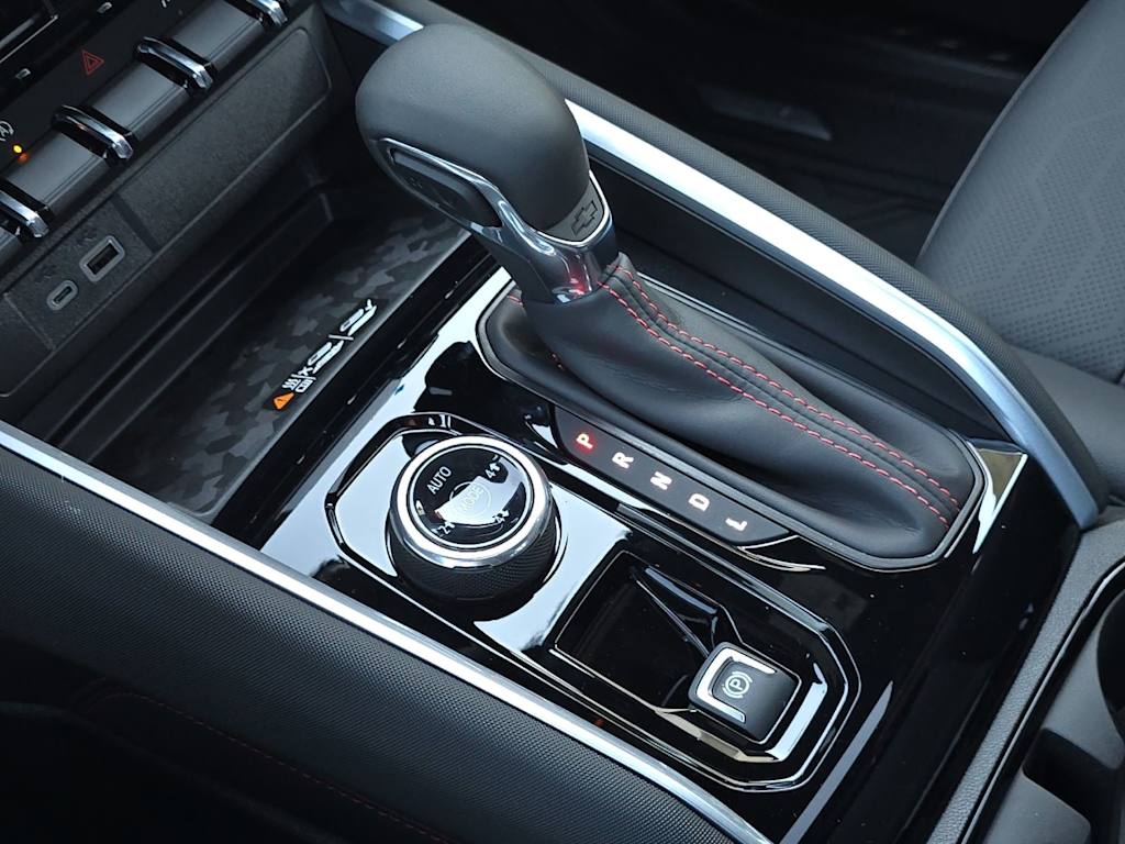 Thumbnail: 2026 Chevrolet Colorado - 14