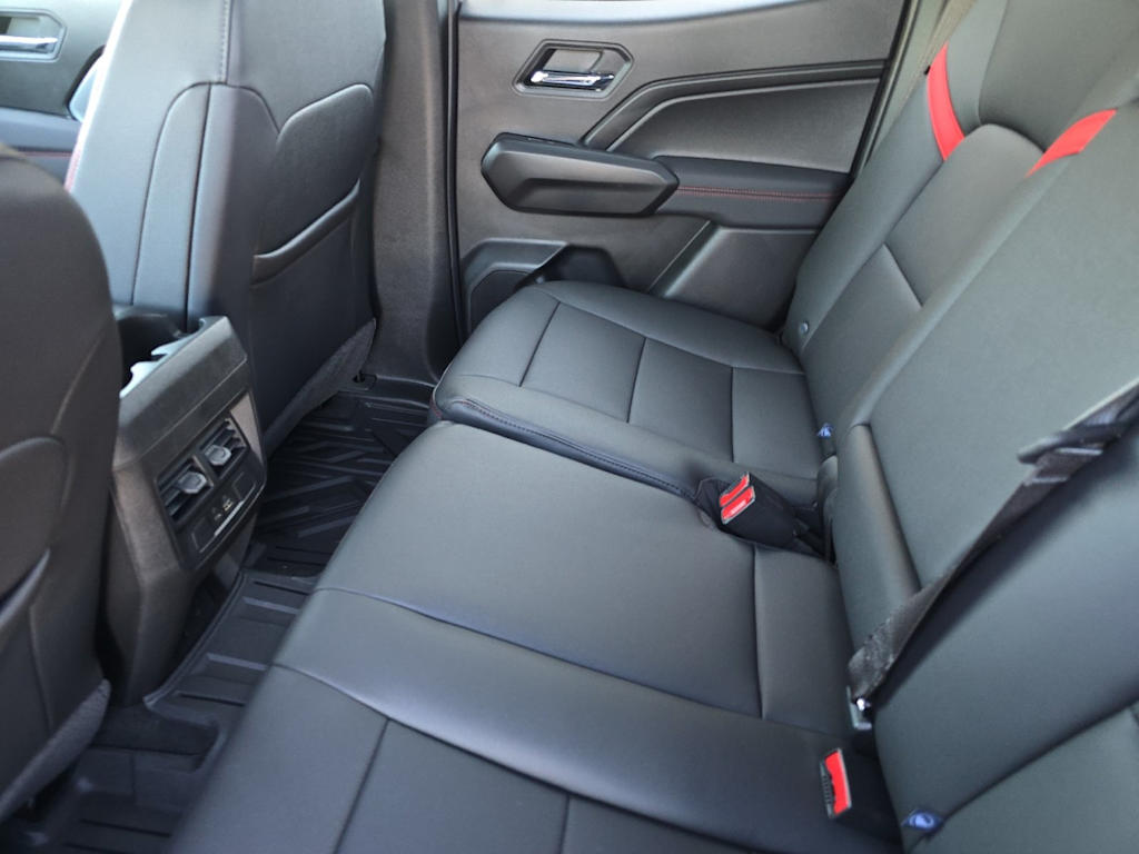 Thumbnail: 2026 Chevrolet Colorado - 11