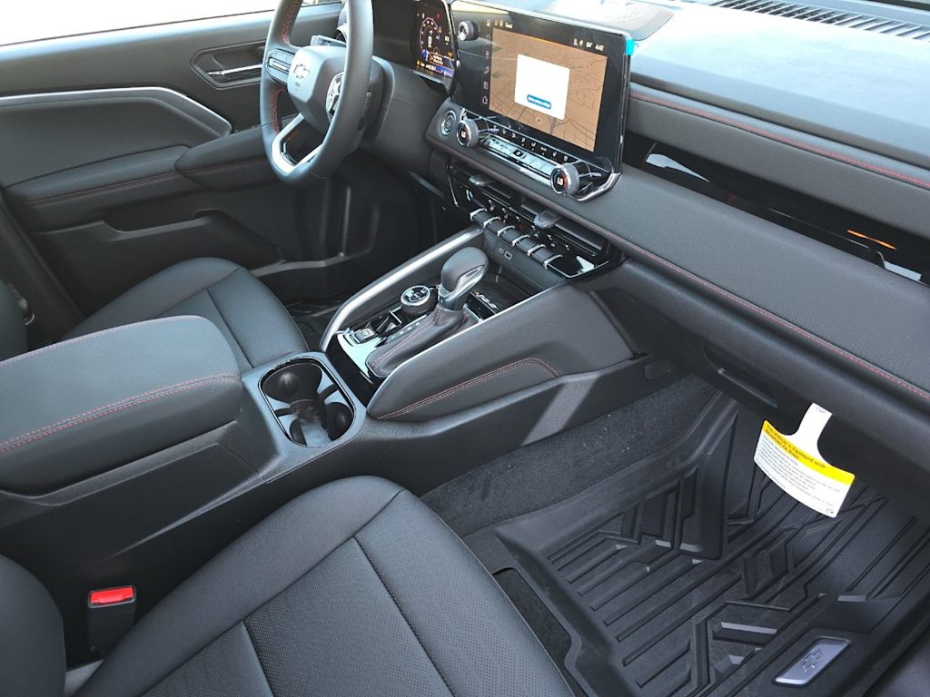 Thumbnail: 2026 Chevrolet Colorado - 12