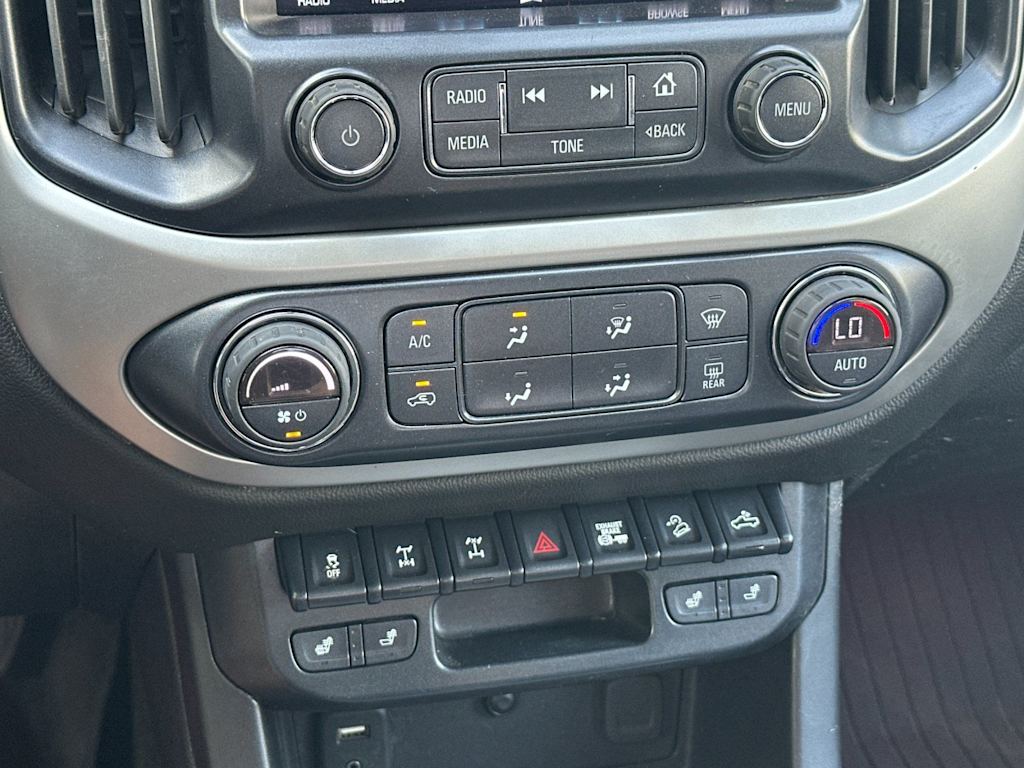 Thumbnail: 2018 Chevrolet Colorado - 23