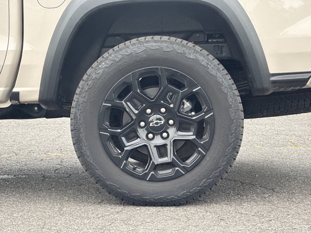 Thumbnail: 2026 Chevrolet Colorado - 8
