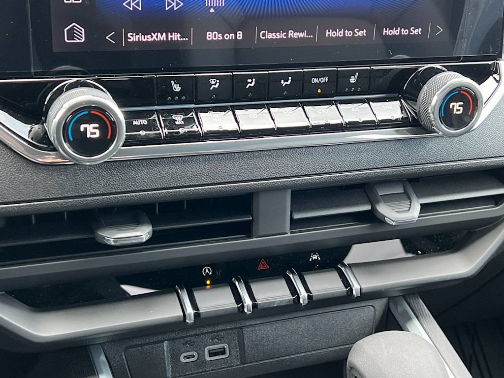 Thumbnail: 2026 Chevrolet Colorado - 24