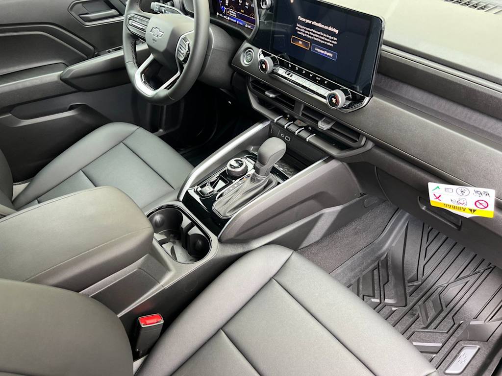 Thumbnail: 2026 Chevrolet Colorado - 12