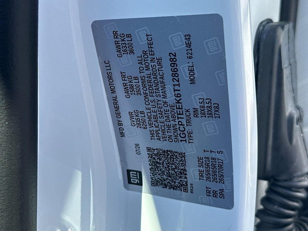 Thumbnail: 2026 Chevrolet Colorado - 15