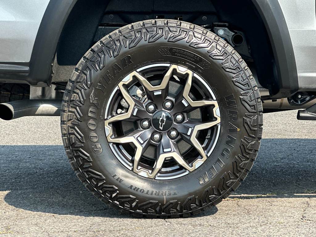Thumbnail: 2026 Chevrolet Colorado - 7