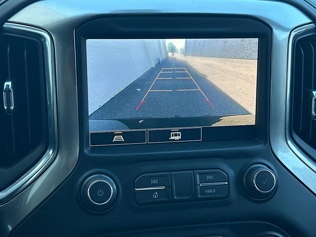 Thumbnail: 2021 Chevrolet Silverado 1500 - 21