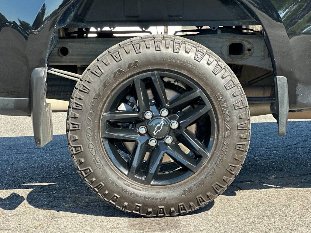 Thumbnail: 2021 Chevrolet Silverado 1500 - 7