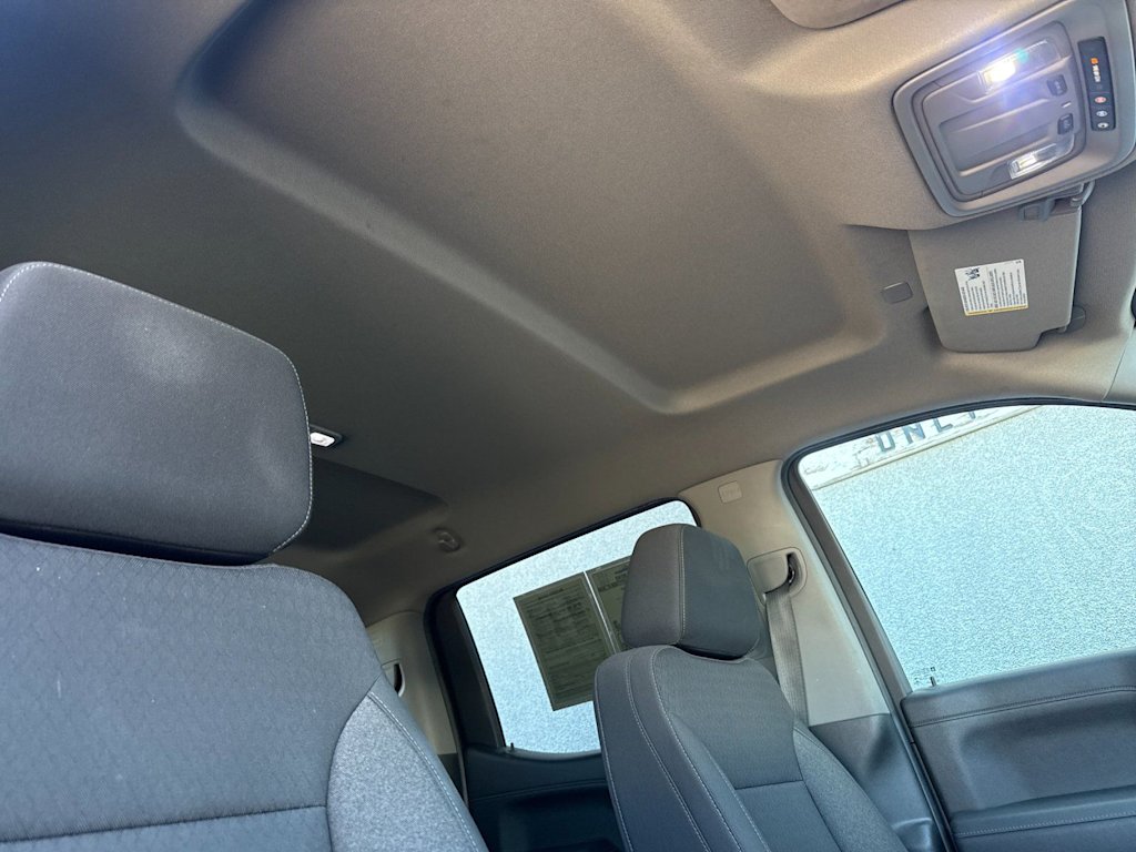 Thumbnail: 2021 Chevrolet Silverado 1500 - 21
