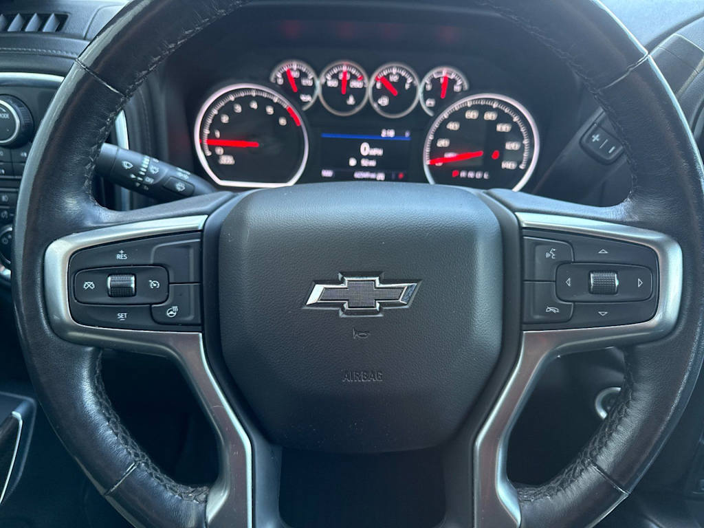 Thumbnail: 2021 Chevrolet Silverado 1500 - 26