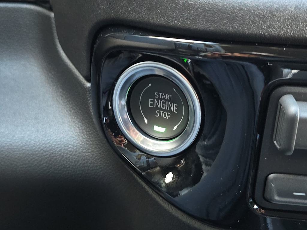 Thumbnail: 2026 Chevrolet Silverado 1500 - 26