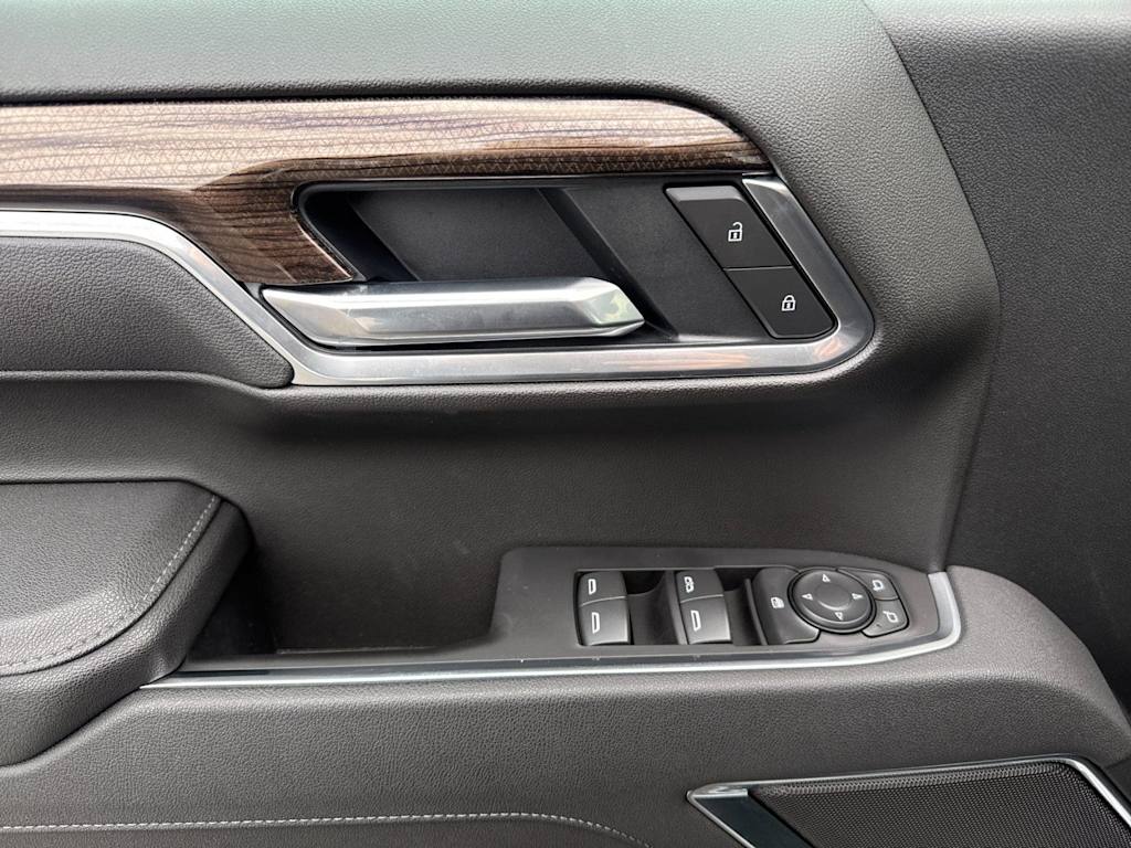 Thumbnail: 2026 Chevrolet Silverado 1500 - 21
